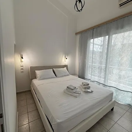 Seaside 3 *