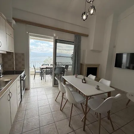 Apartment Seaside 3 *